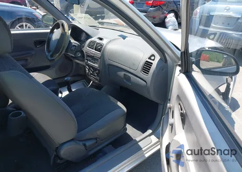 2000 Hyundai Accent L из США, поврежденный, VIN KMHCF35G6YU019915